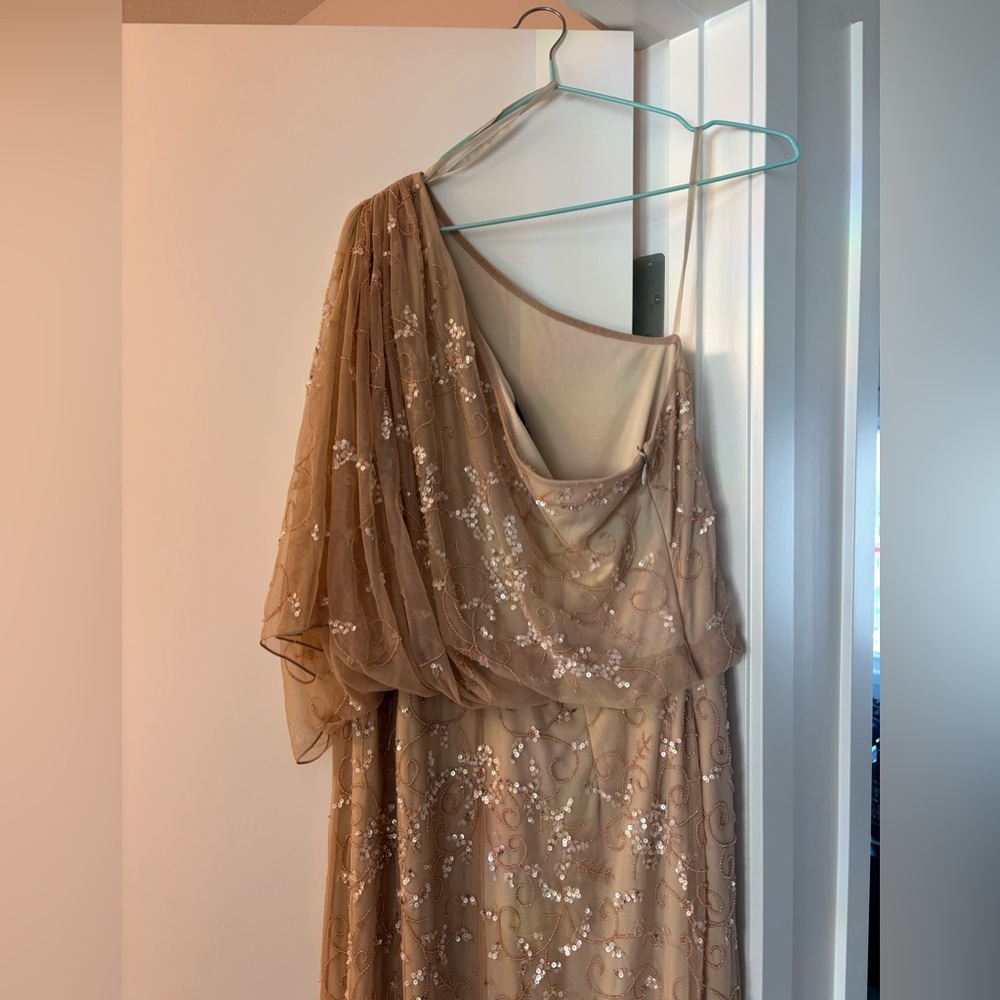 Adrianna Papell One-Shoulder Blush Beaded Gown size 12 - Picture 7 of 9